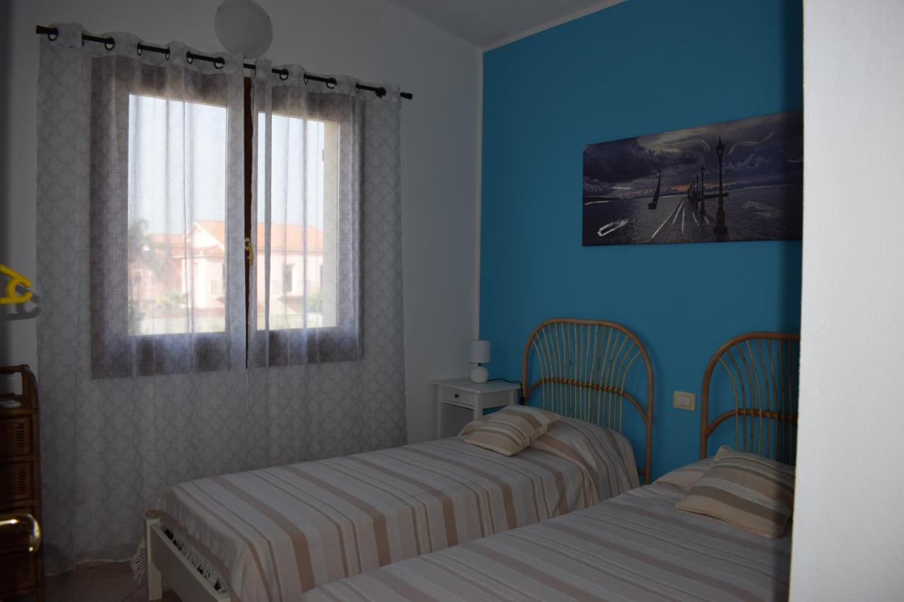 Вилла Casa Rosa Dei Venti Пула Экстерьер фото